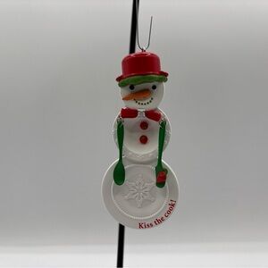 Hallmark Keepsake 2013 Kiss The Cook Christmas Tree Ornament Artist Crafted